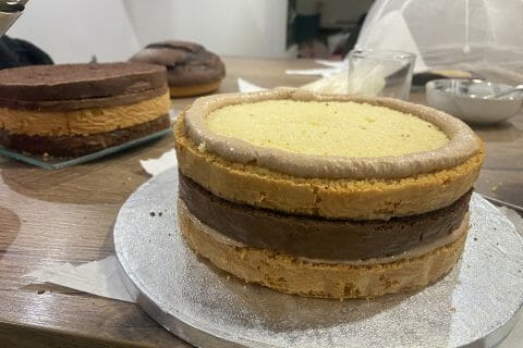 Cliquez pour zoomer ! Layer cake Kinder Bueno Thermomix par Elsie3430