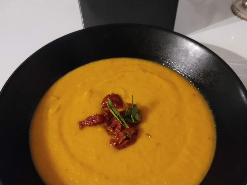 Cliquez pour zoomer ! Velouté de carottes et tomates séchées Thermomix par anna2