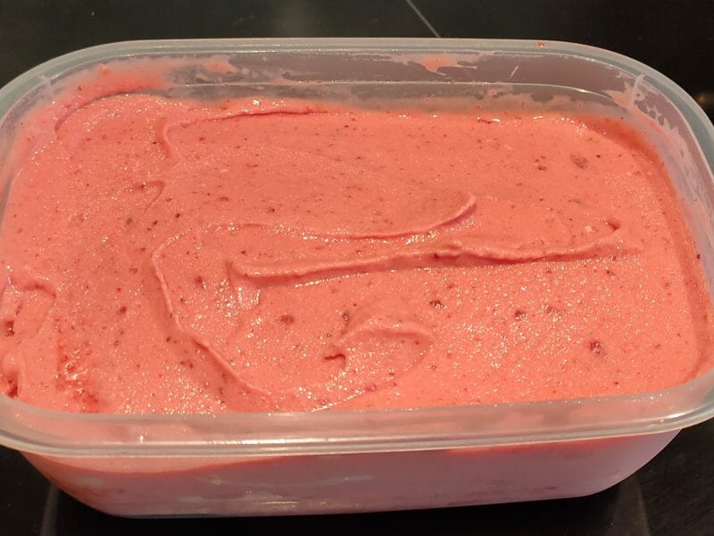Cliquez pour zoomer ! Glace à la fraise Thermomix par mrx380