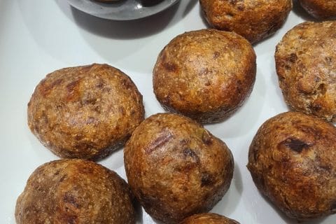 Cliquez pour zoomer ! Boulettes au pain à la sauce soubise Thermomix par Mag30