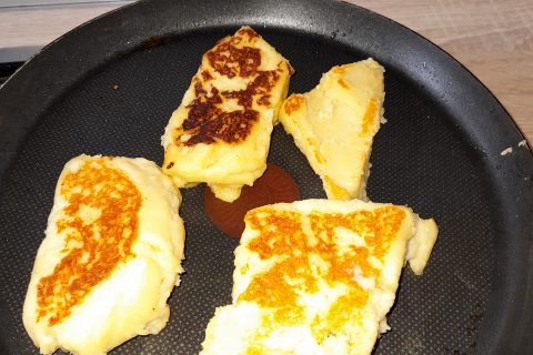Cliquez pour zoomer ! Griesknepfle – Galettes de semoule alsaciennes Thermomix par emeline_50