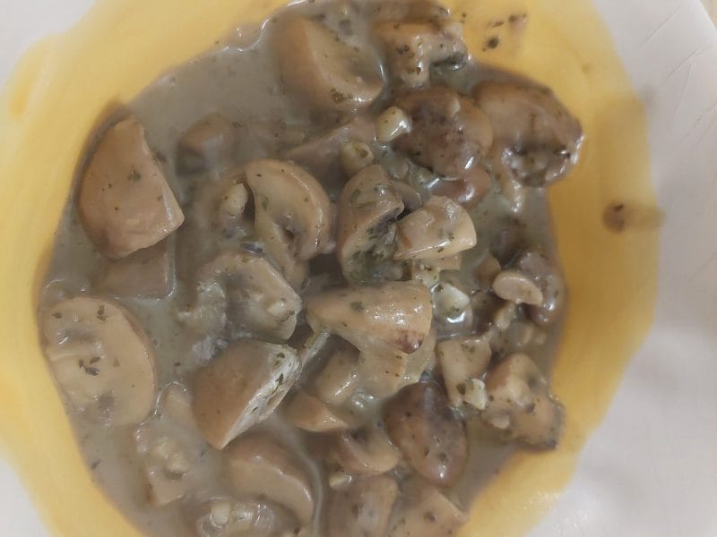 Cliquez pour zoomer ! Champignons à la crème Thermomix par Emydriase