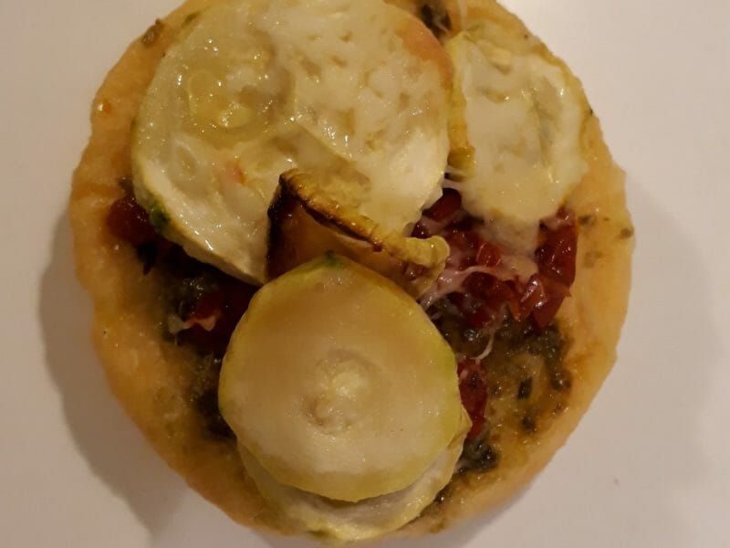 Cliquez pour zoomer ! Polenta au pistou, tomates séchées et courgettes Thermomix par Emydriase