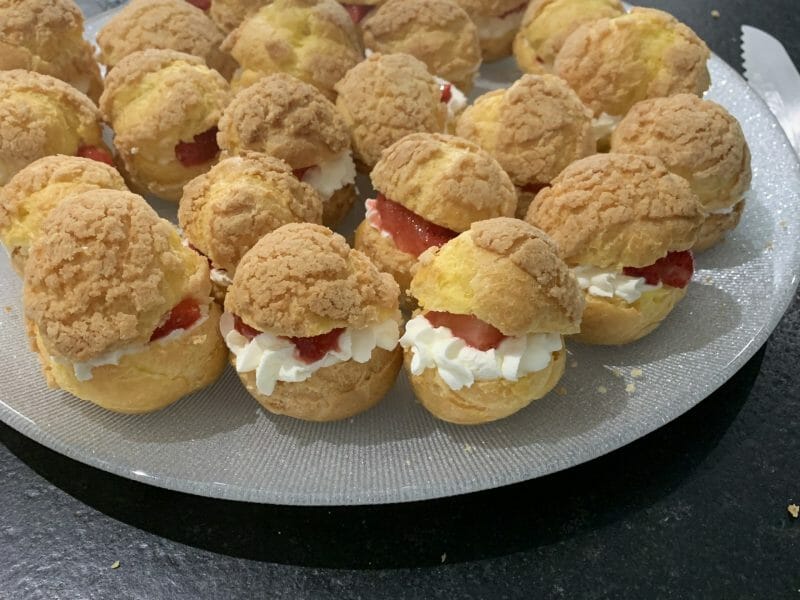 Cliquez pour zoomer ! Choux craquelin fraises chantilly Thermomix par faustine_17