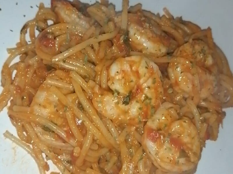 Cliquez pour zoomer ! Spaghettis aux crevettes et à l’ail Thermomix par niniss_1