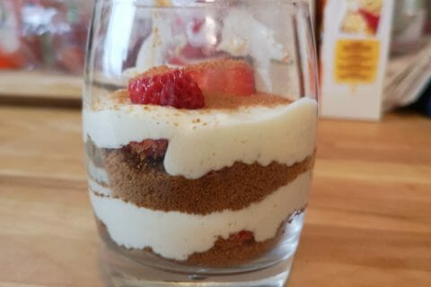 Cliquez pour zoomer ! Tiramisu aux framboises et spéculoos Thermomix par magzoe