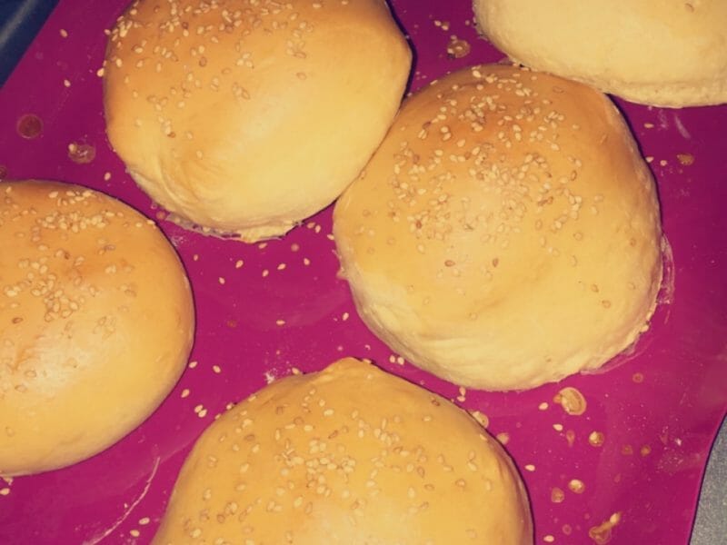 Cliquez pour zoomer ! Pains hamburger Thermomix par saida_neyla