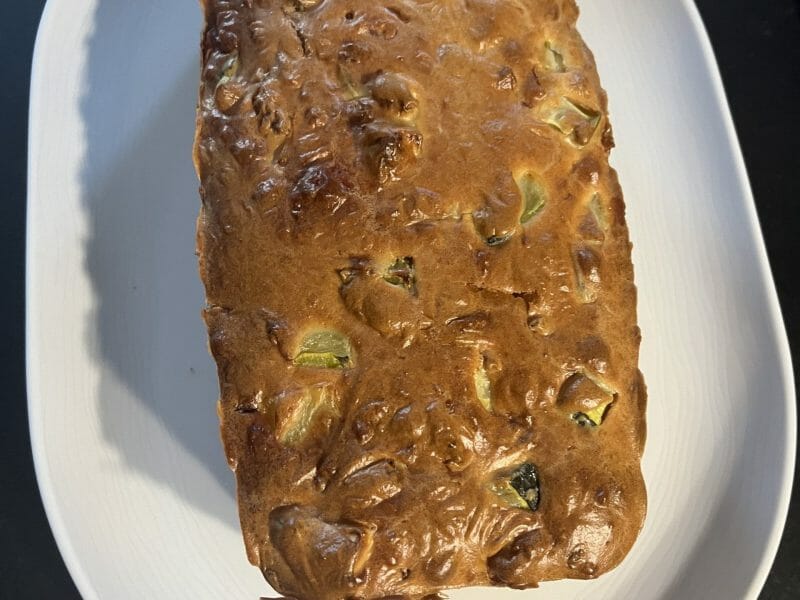 Cliquez pour zoomer ! Cake courgettes et cheddar Thermomix par elsol