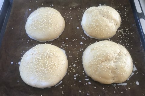 Cliquez pour zoomer ! Pains hamburger Thermomix par Milie74