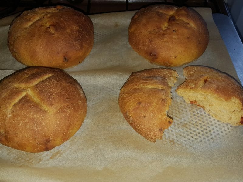 Cliquez pour zoomer ! Petits pains au chorizo Thermomix par Titepuce