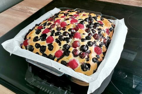 Cliquez pour zoomer ! Bublanina aux fruits rouges Thermomix par mamsarah