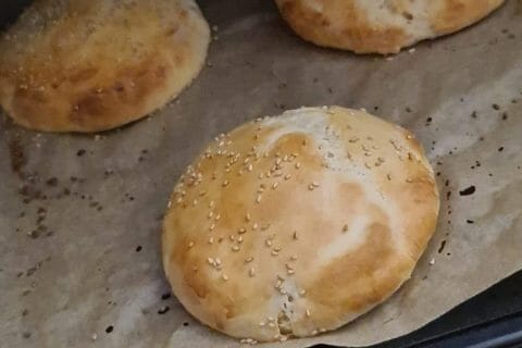 Cliquez pour zoomer ! Pains hamburger Thermomix par Mélissa