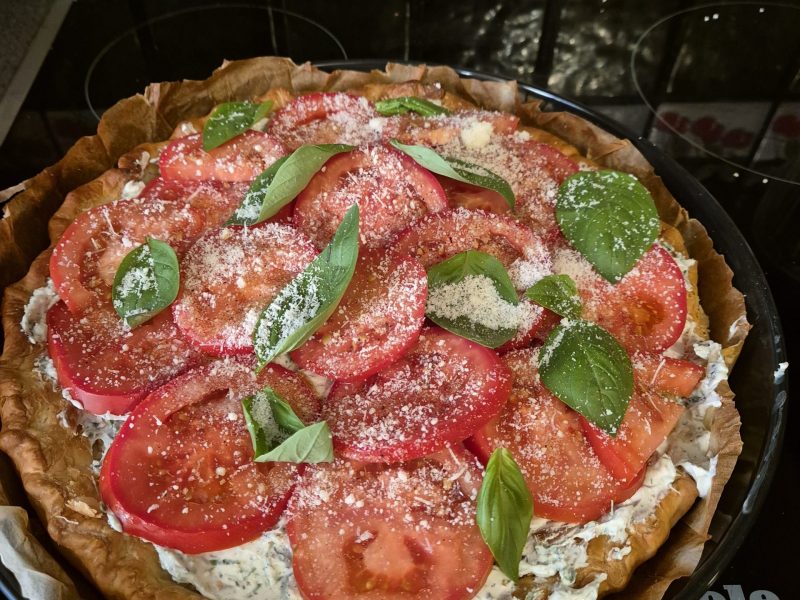 Cliquez pour zoomer ! Tarte feuilletée fromage frais et tomates Thermomix par valinette25