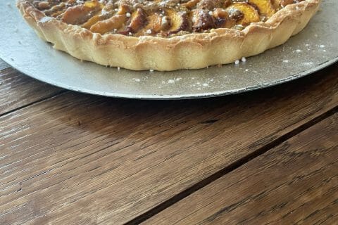 Cliquez pour zoomer ! Tarte aux pêches jaunes et pistache Thermomix par Judjoulai