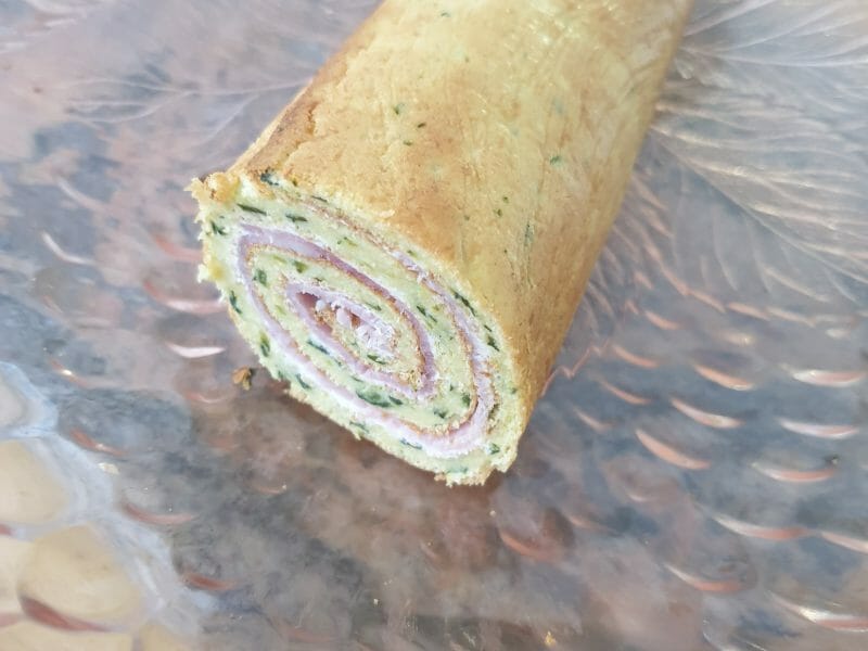 Cliquez pour zoomer ! Roulé aux courgettes et au saumon fumé Thermomix par marieangelique