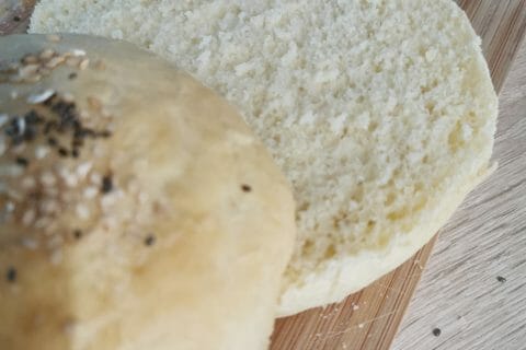 Cliquez pour zoomer ! Pains hamburger Thermomix par cyntiana21