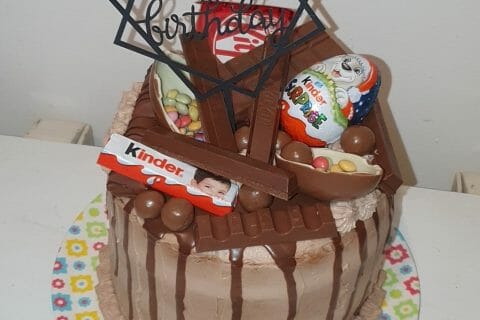 Cliquez pour zoomer ! Layer cake Kinder Bueno Thermomix par GanEwen