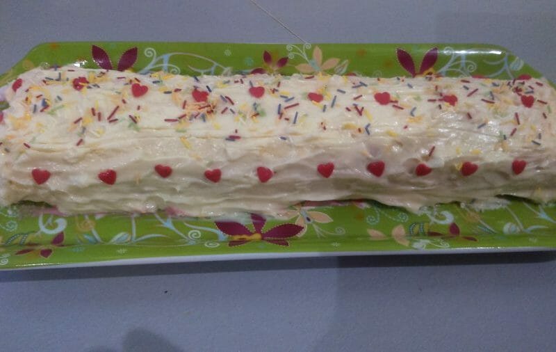 Cliquez pour zoomer ! Bûche de Noël framboises et chocolat blanc Thermomix par Nini32