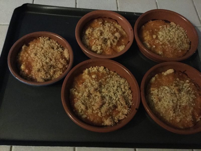 Cliquez pour zoomer ! Crumble aux abricots Thermomix par chocolatitine