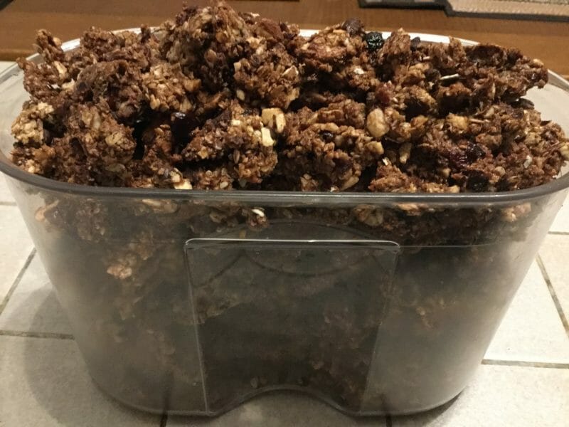 Cliquez pour zoomer ! Granola dattes et banane Thermomix par chocolatitine