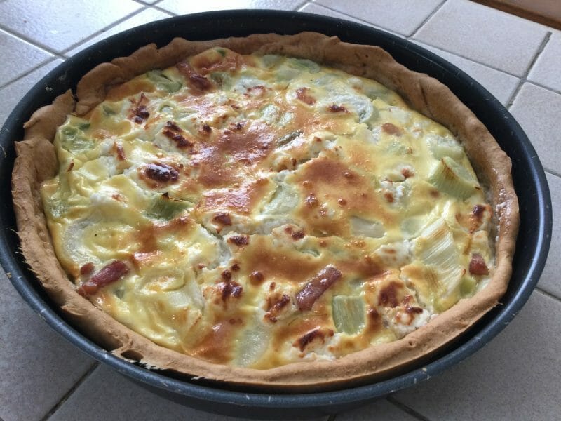 Cliquez pour zoomer ! Gâteau poireaux, lardons et fromage Thermomix par chocolatitine