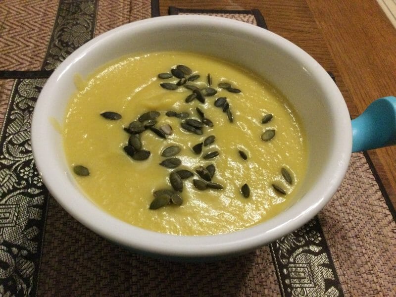 Cliquez pour zoomer ! Velouté de butternut et panais à la fourme d’Ambert Thermomix par chocolatitine