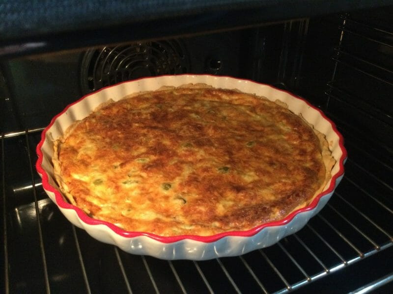 Cliquez pour zoomer ! Quiche au thon et aux olives vertes Thermomix par chocolatitine