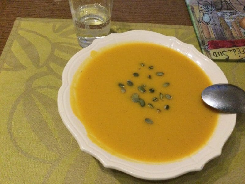 Cliquez pour zoomer ! Velouté de butternut aux lentilles corail et au curry Thermomix par chocolatitine
