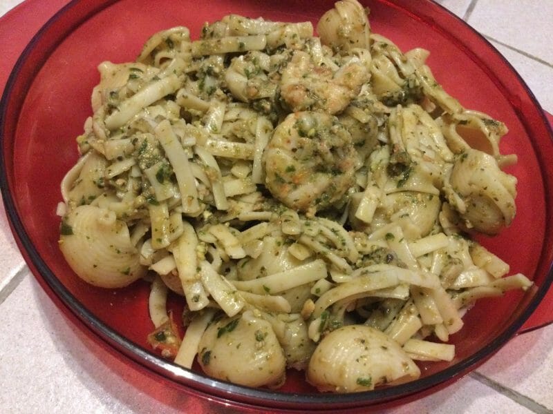 Cliquez pour zoomer ! Farfalle au pesto et crevettes Thermomix par chocolatitine