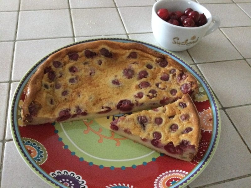 Cliquez pour zoomer ! Clafoutis aux cerises Thermomix par chocolatitine