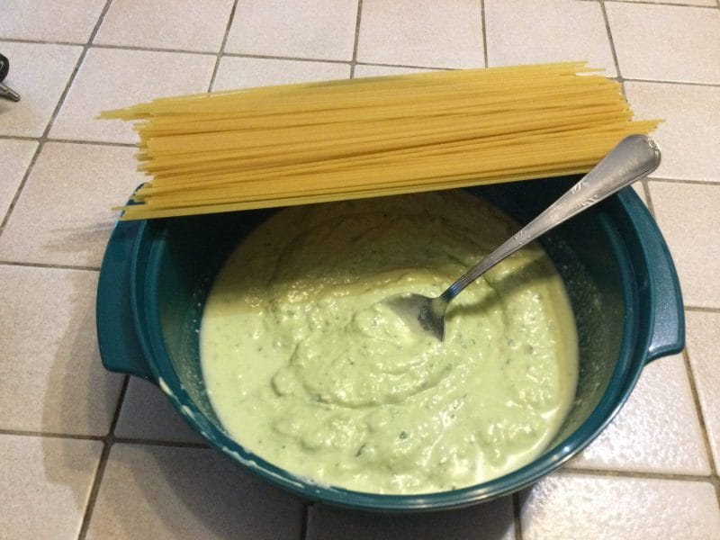 Cliquez pour zoomer ! Pâtes au pesto d’avocat Thermomix par chocolatitine