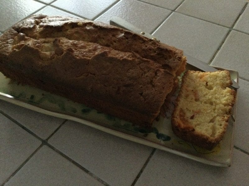 Cliquez pour zoomer ! Cake aux abricots Thermomix par chocolatitine