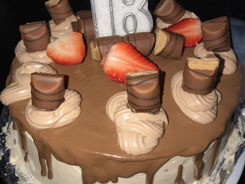 Cliquez pour zoomer ! Layer cake Kinder Bueno Thermomix par goumie