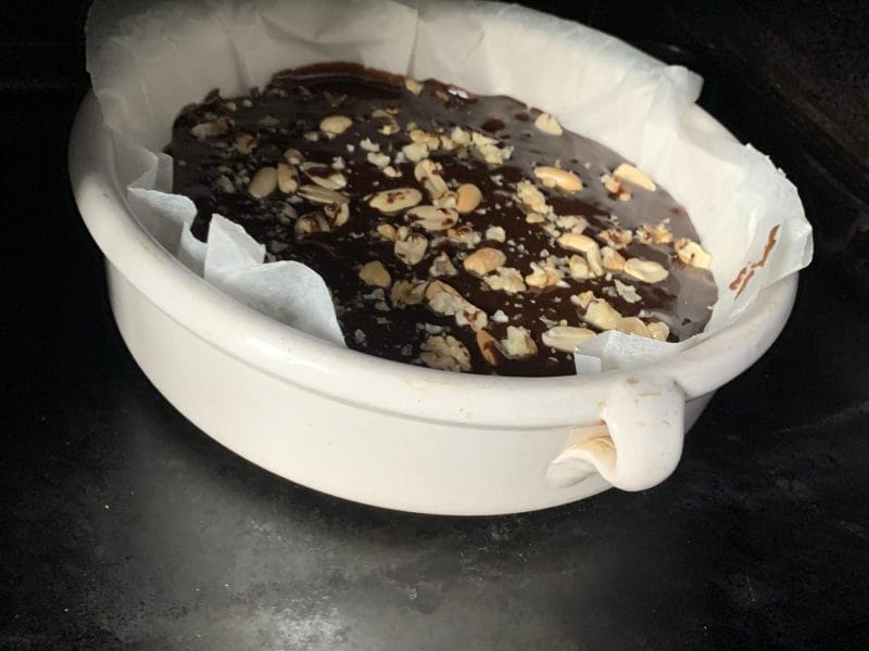 Cliquez pour zoomer ! Brownie framboises, pistaches et pépites de chocolat blanc Thermomix par fannyjg78