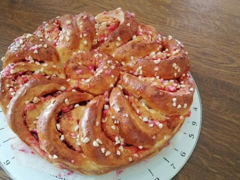 Cliquez pour zoomer ! Brioche aux pralines roses Thermomix par souris38
