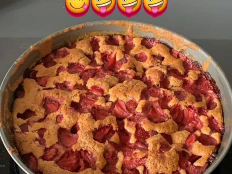 Cliquez pour zoomer ! Gâteau aux fraises Thermomix par sandra_185