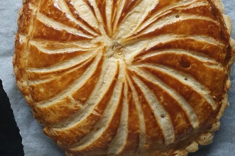Cliquez pour zoomer ! Galette des rois à la frangipane Thermomix par Jessouu