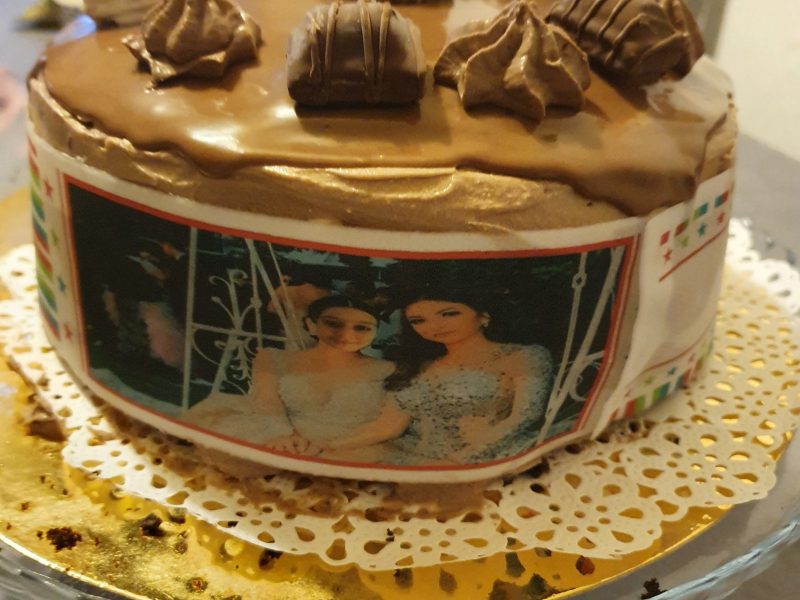 Cliquez pour zoomer ! Layer cake Kinder Bueno Thermomix par rihab_1