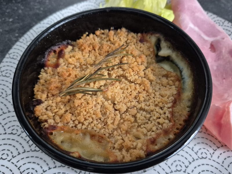 Cliquez pour zoomer ! Crumble courgettes, chèvre et lardons Thermomix par Nessa