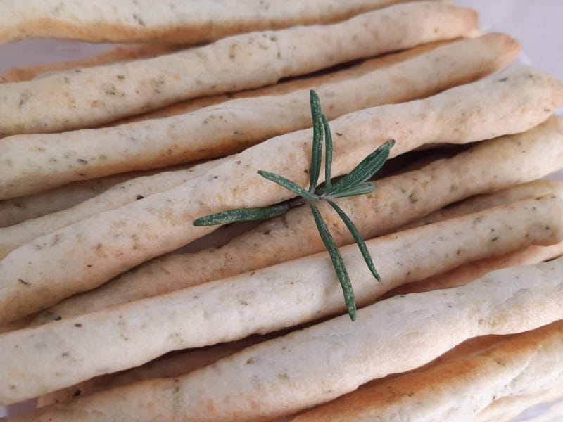 Cliquez pour zoomer ! Gressins parmesan basilic Thermomix par Nessa