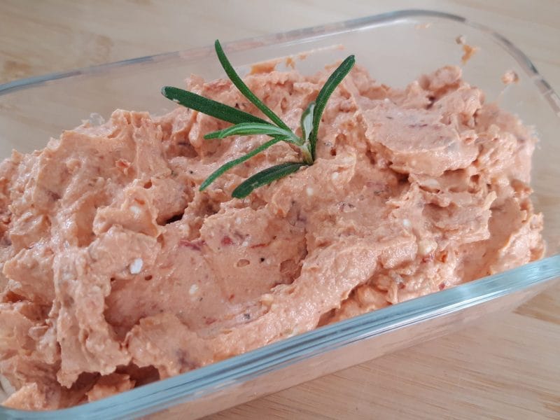 Cliquez pour zoomer ! Tartinade feta et tomates séchées Thermomix par Nessa