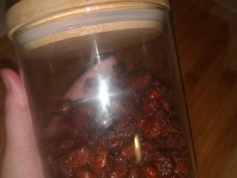 Cliquez pour zoomer ! Amandes grillées à la cannelle et au miel Thermomix par jess78