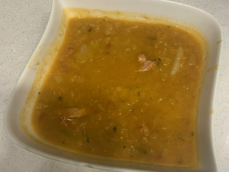 Cliquez pour zoomer ! Soupe de lentilles corail, curry et coco Thermomix par mylene741