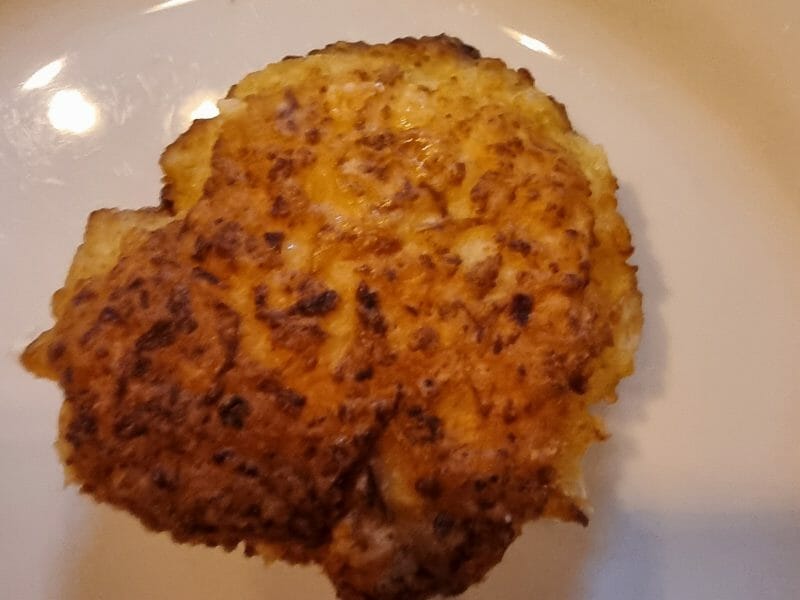 Cliquez pour zoomer ! Galettes de chou-fleur et sauce yaourt Thermomix par katy_15