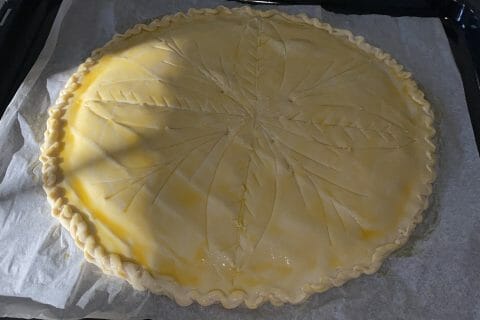 Cliquez pour zoomer ! Galette des rois à la frangipane Thermomix par farah0684