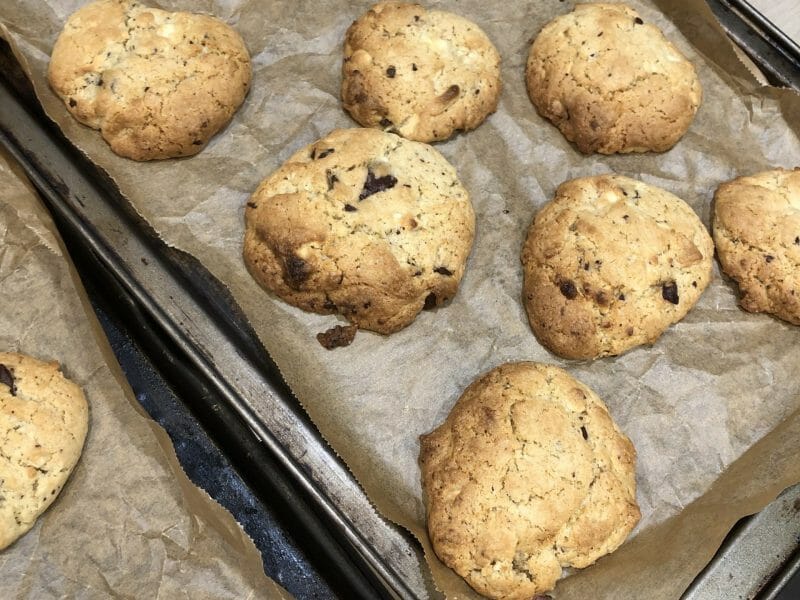Cliquez pour zoomer ! Cookies aux pépites de chocolat blanc Thermomix par chantal_41