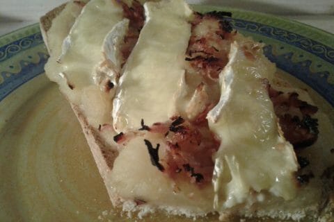 Cliquez pour zoomer ! Tartines normandes pommes et camembert au Thermomix