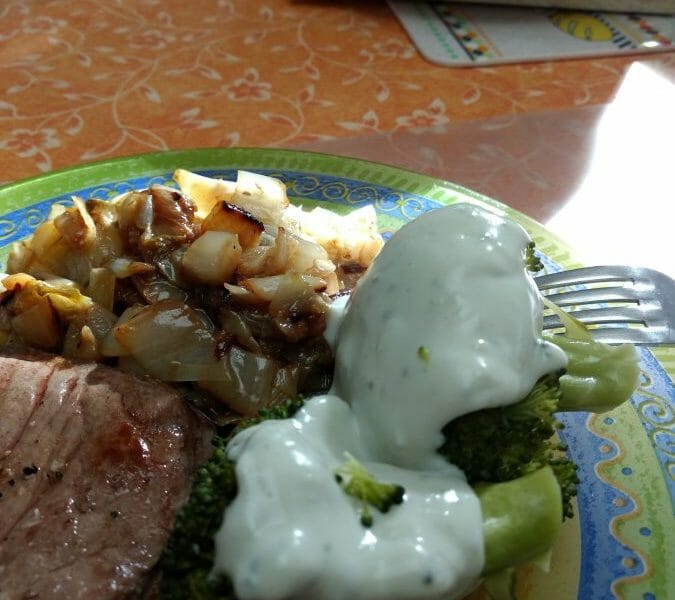 Cliquez pour zoomer ! Brocolis sauce roquefort Thermomix par Zabettenal