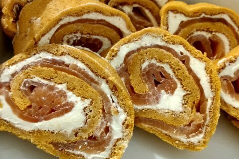 Cliquez pour zoomer ! Roulé à la tomate, saumon et fromage au Thermomix