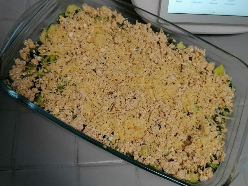 Cliquez pour zoomer ! Crumble courgettes, basilic et parmesan Thermomix par adeline2795